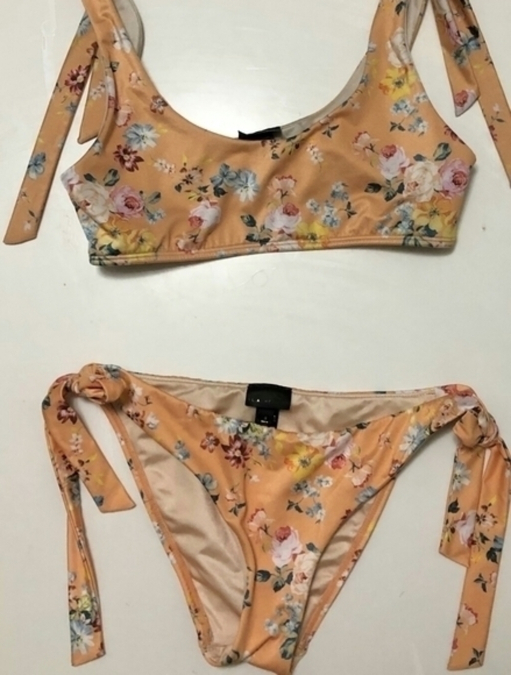 LA heats bikini top& bottom ties zize S